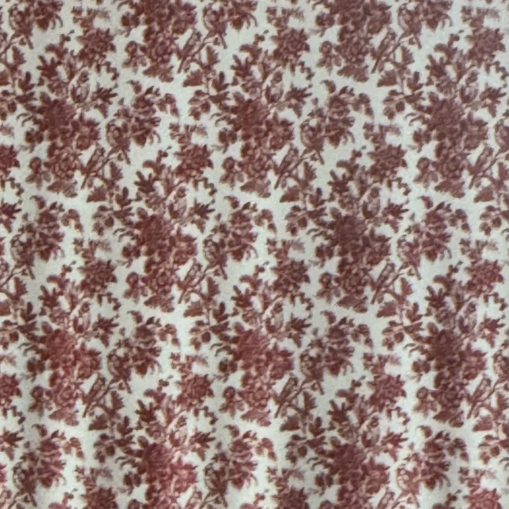 NWT Envogue Christmas Holiday Shower Curtain - Dark Red Cardinal Floral Toile